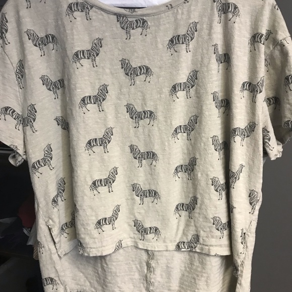 Anthropologie Zebra 🦓 Top. Medium. - Picture 1 of 5